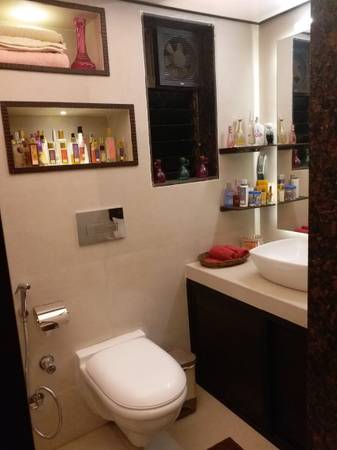 2 BHK fully furnished in versova