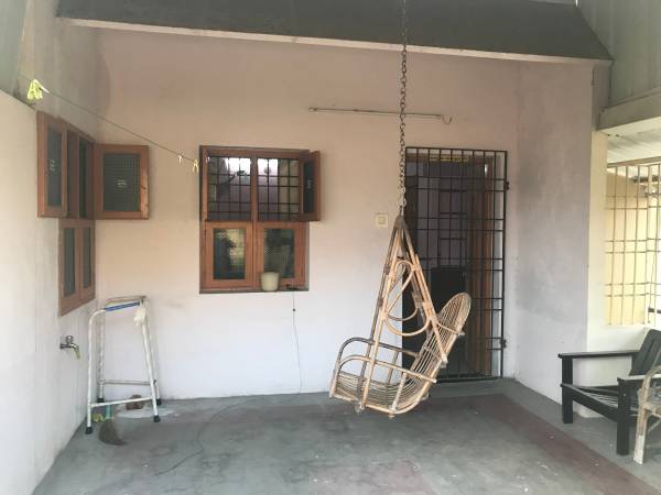 Ready to move, Semi-Furnished 1BHK behind Kasi Theatre