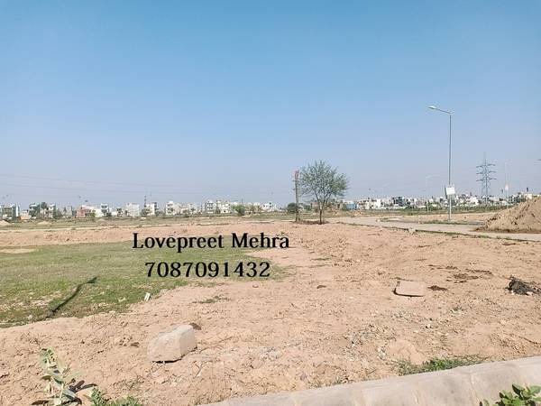 Showroom Commercial Site in Sector 82A Mohali