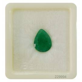 Emerald Gemstone Std 2.4 CT (4 Ratti)