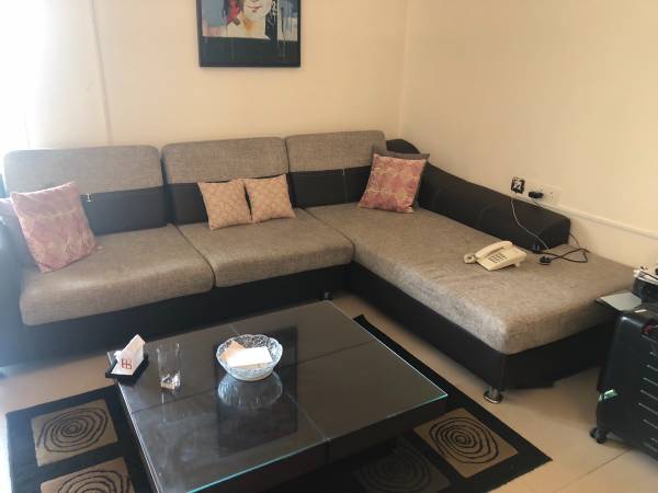 6 yr sofa in very good condition