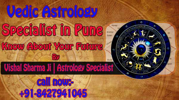 Vedic Astrology Specialist in Pune helps people predicting