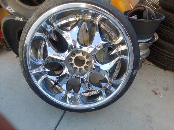 Price reduced 22 inch Chrome wheels