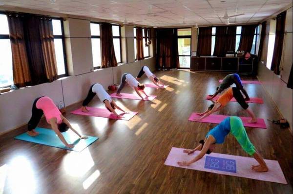 200 Hour Yoga Teacher training in Rishikesh