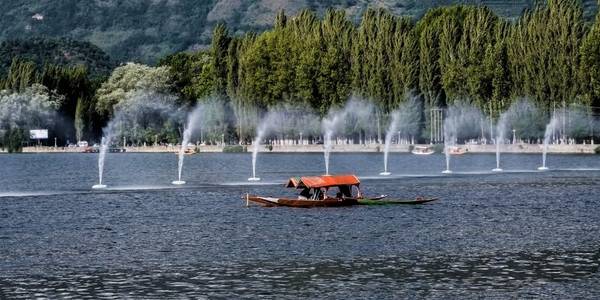Dal Lake: Jewel in Crown of Kashmir