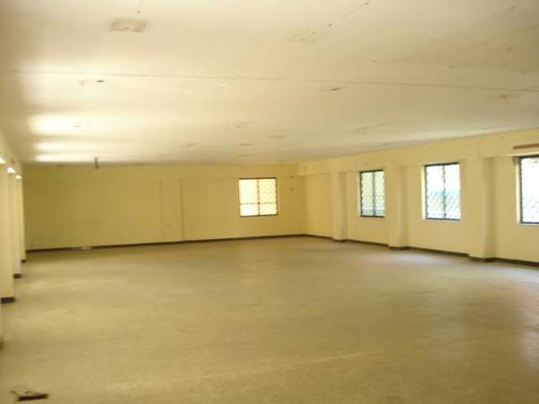  sq.ft Un-furnished office space at Old Airport Rd