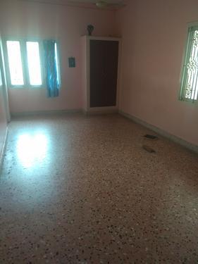 First floor 3 bhk for lease