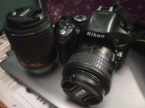 Nikon D5200 with dual lens