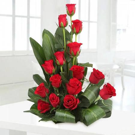 Send Basket Of Red Roses To Delhi