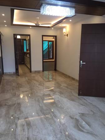 Independent Floor in Malibu Town Sector 47 Gurgaon