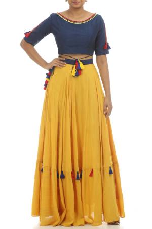 Get Charming Lehengas For That Graceful Look From Thehlabel
