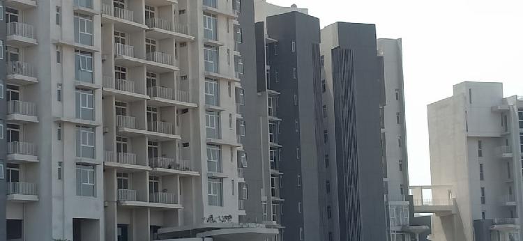 Victory Valley 3bhk and 4bhk Homes by IREO