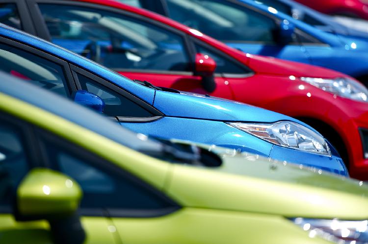 Get the Benefits of Buying Used Cars by Dealers