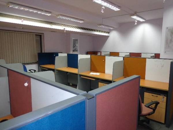 Prime Office for rent !!Close to Bank