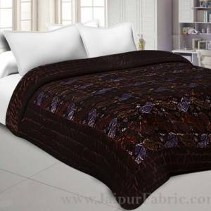 Buy Designed And Colored Double Bed Quilts