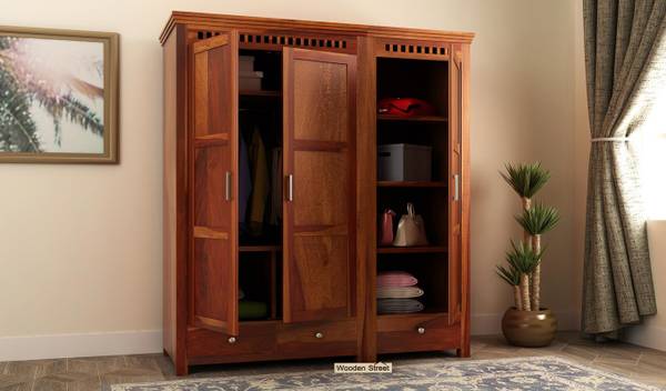 Sale of upto 55% on wardrobes available at Wooden Street