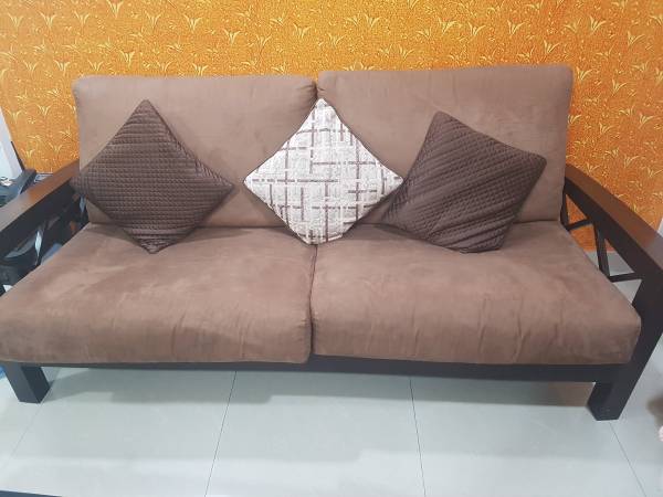 Sofa set for sale - 3+1+1