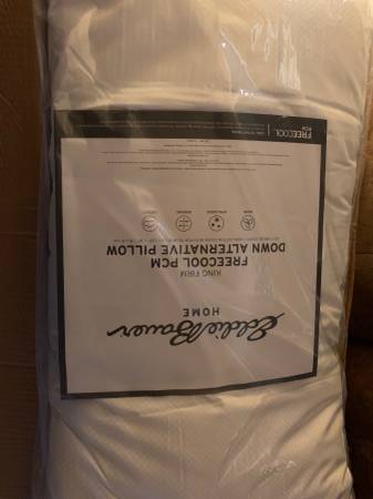 Brand New Eddie Bauer King Firm FreeCool pillow