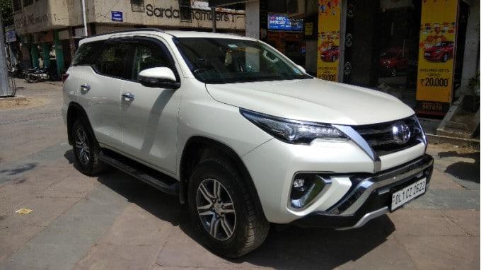 Toyota Fortuner 28 4x2 AT 2018 in good condition