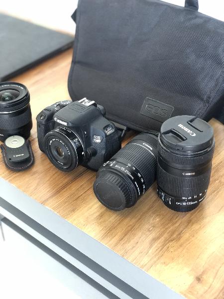 Canon 700 D with four lenses and remote control and card