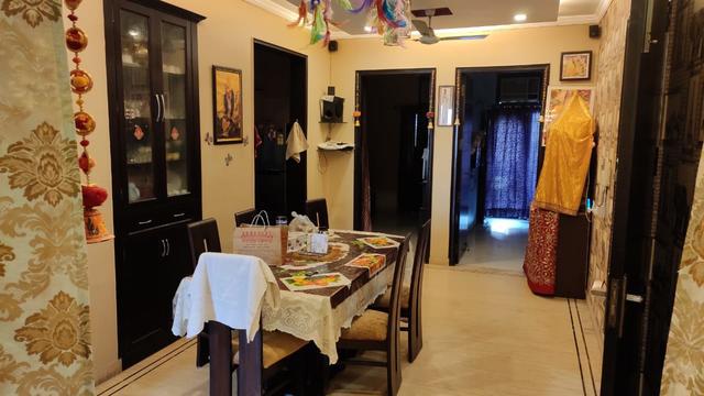 1800 sqft Residential Floor for Sale in Kirti Nagar 98111