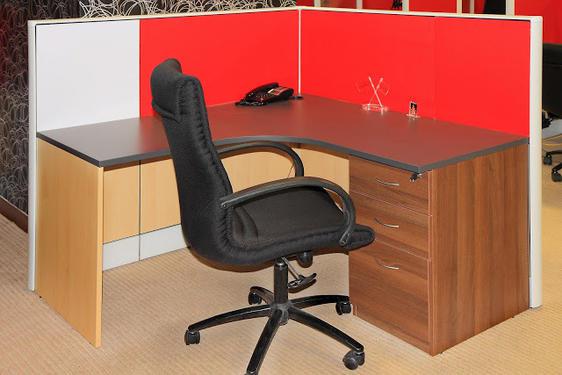 28500 sqft Fully Furnished office at Nagar Rd 550 seater.