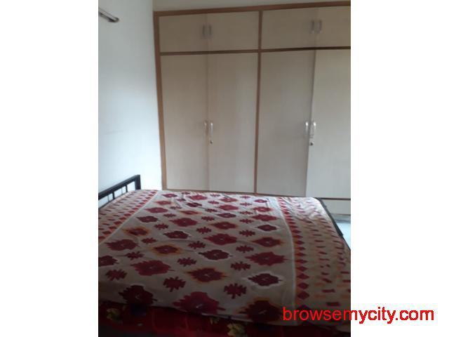 Furnished Rooms in Sector 14 Gurgaon Near Om Sweets