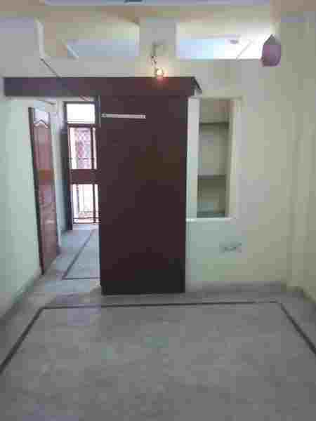 1 BHK available with separate entry & exit