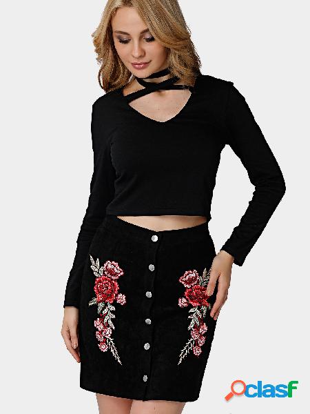Black Rose Embroidery Skirt with Simple Breasted Design