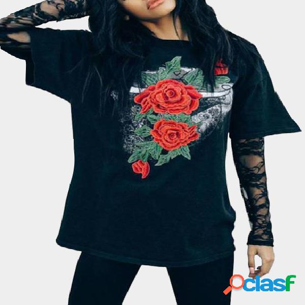 Black Round Neck Rose Embroidery Pattern T-shirt