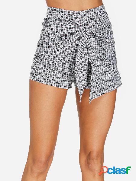 Black Crossed Front Design Grid High-waisted Shorts