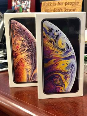 Apple iPhone XR and XS 256GB Space Gray Unlocked 1901 GSM