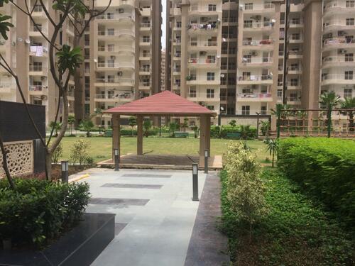 2 bhk 1230 sqft flat for sale in Ajnara Grand Heritage Noida