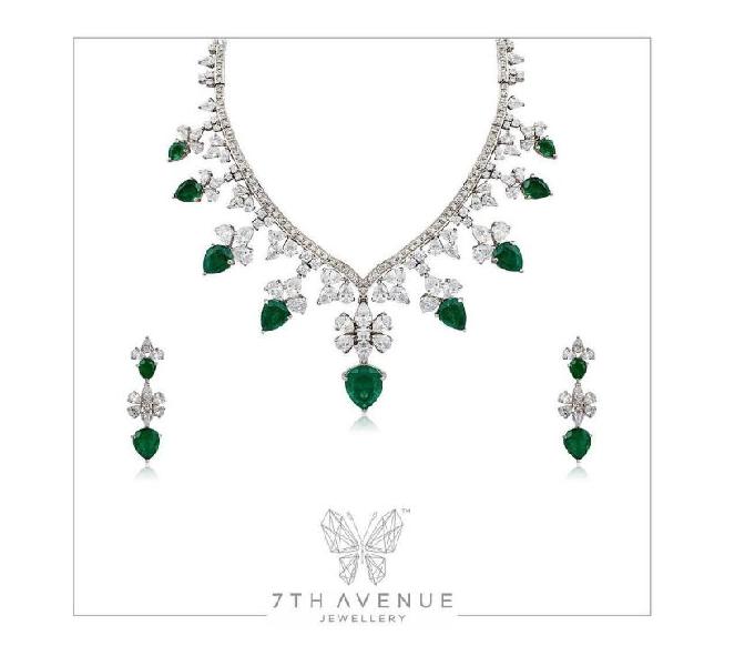 Emerald Swarovski Necklace Set