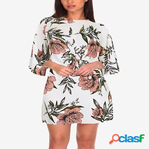 White Tie-up Design Random Floral Print Round Neck 3/4