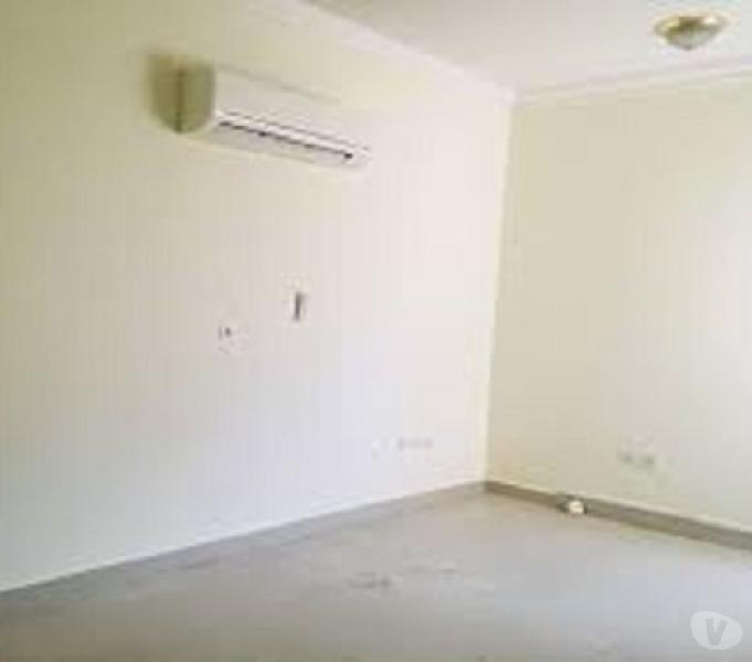 Commercial Office Space 500 sq.ft. available for Rent