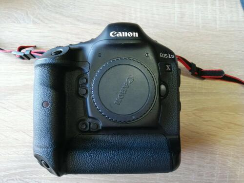 Orignal Canon EOS 1DX Camera Only Interested buyers should