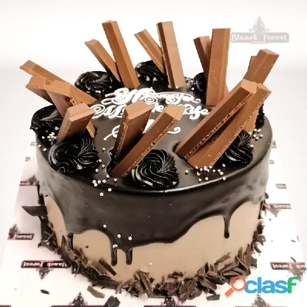 Chocolate Birthday Cakes Brings you a Cherished Moment