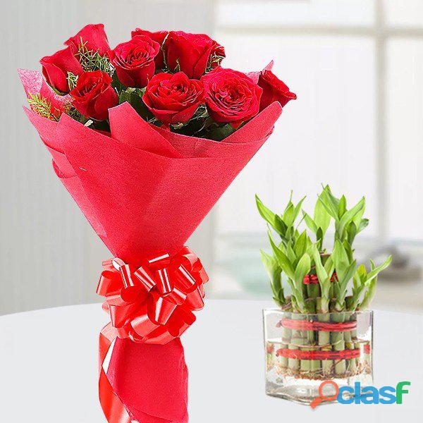 Send Valentine Flowers To Visakhapatnam Online via OyeGifts
