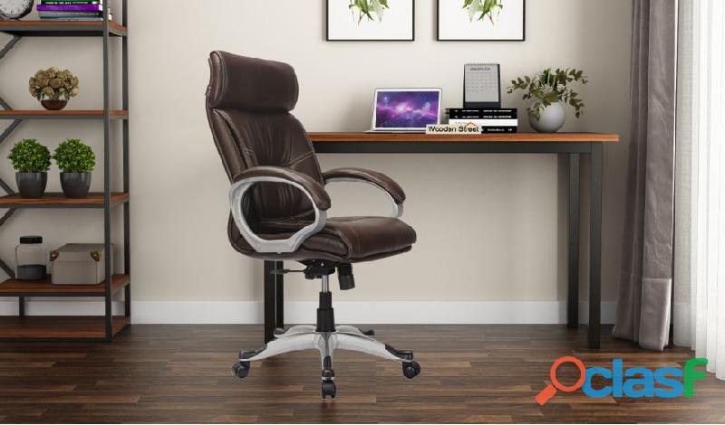 Great deal on executive chairs for office at Wooden Street