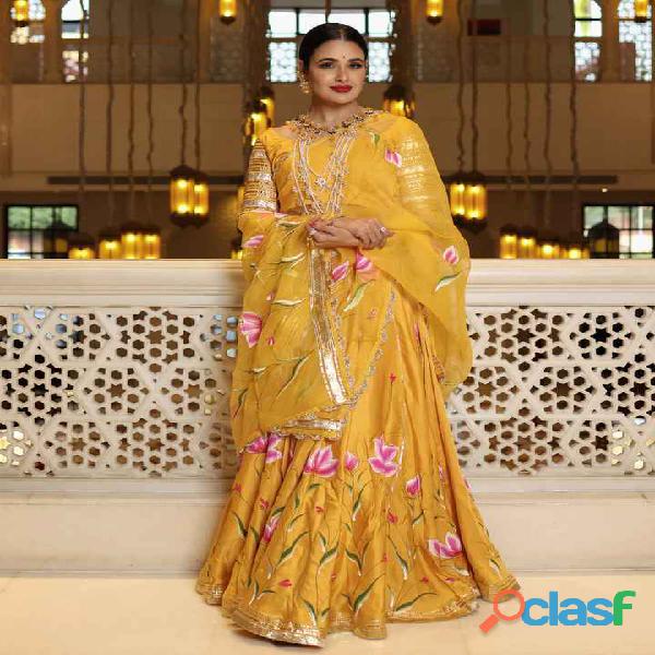 Buy The Latest Collection Of Organza Lehenga Online